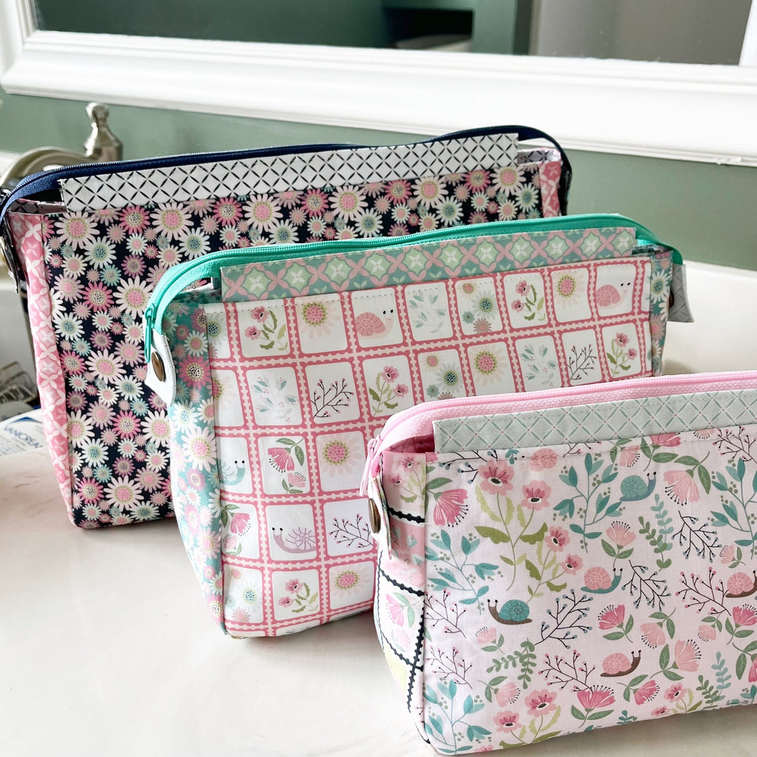 Welcome back to the Le Petit Escargot fabric tour with Red Feedsack