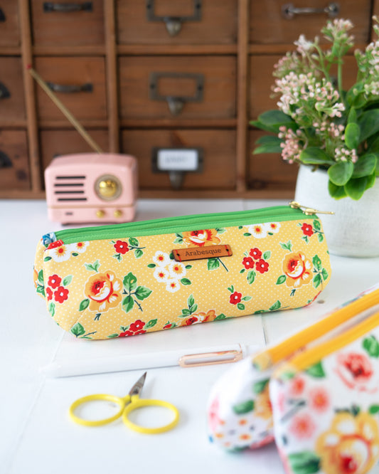 Welcome to the Flower Market Fabric Tour with Arabesque Scissors
