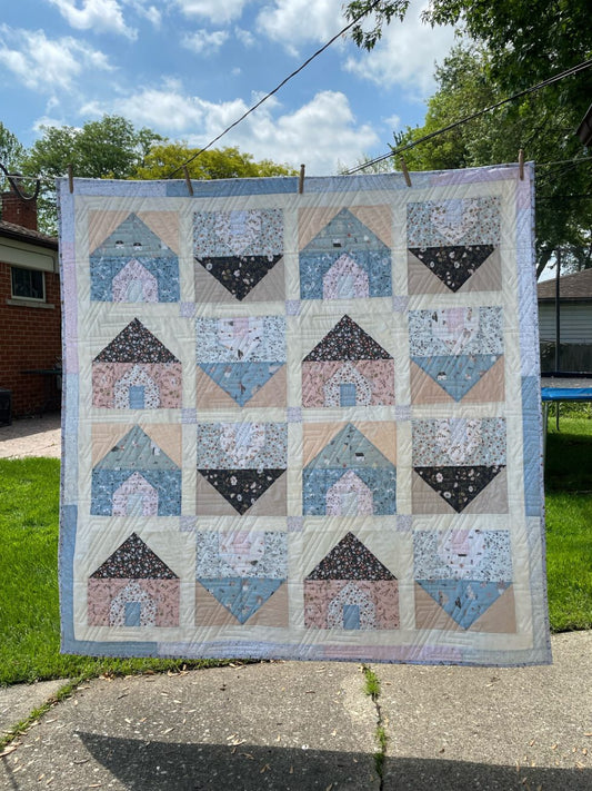 House and Home Fabric Tour with Neverlandstitches